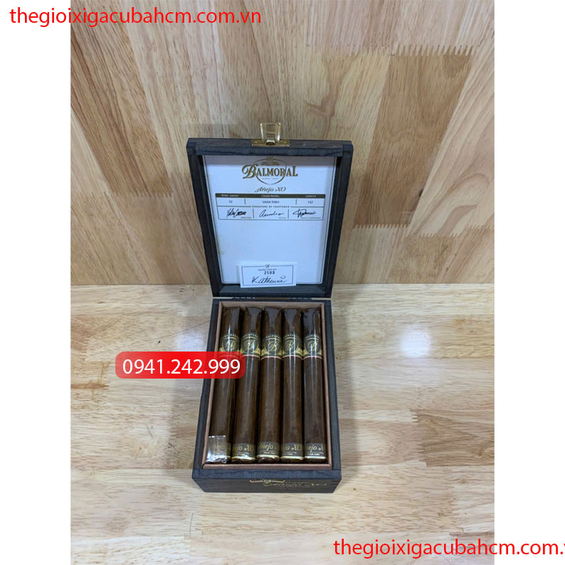 XÌ GÀ BALMORAL anejo-xo-toro-20 ANEJO XO TORO 25 ĐIẾU thumb