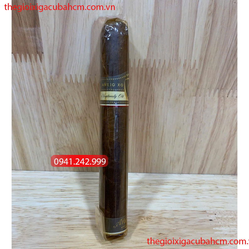 XÌ GÀ BALMORAL anejo-xo-toro-20 ANEJO XO TORO 25 ĐIẾU