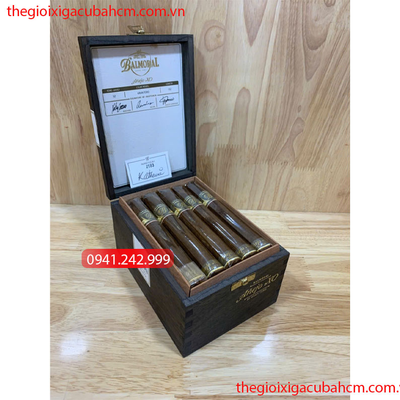 XÌ GÀ BALMORAL anejo-xo-toro-20 ANEJO XO TORO 25 ĐIẾU