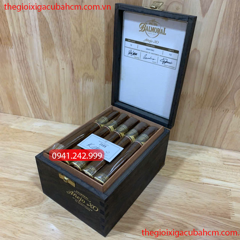 XÌ GÀ BALMORAL anejo-xo-toro-20 ANEJO XO TORO 25 ĐIẾU